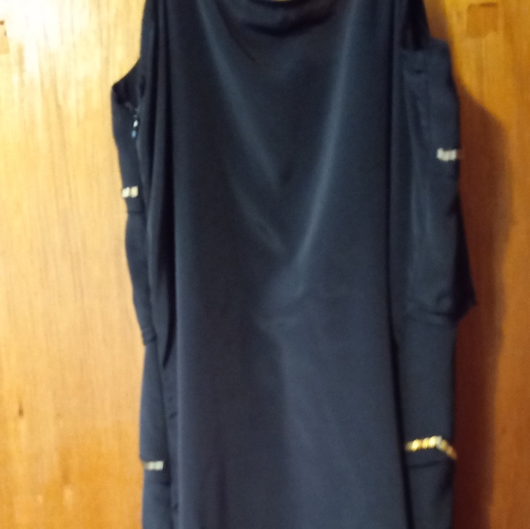 Black ruffled with gold sequins dress - Picture 2 of 3